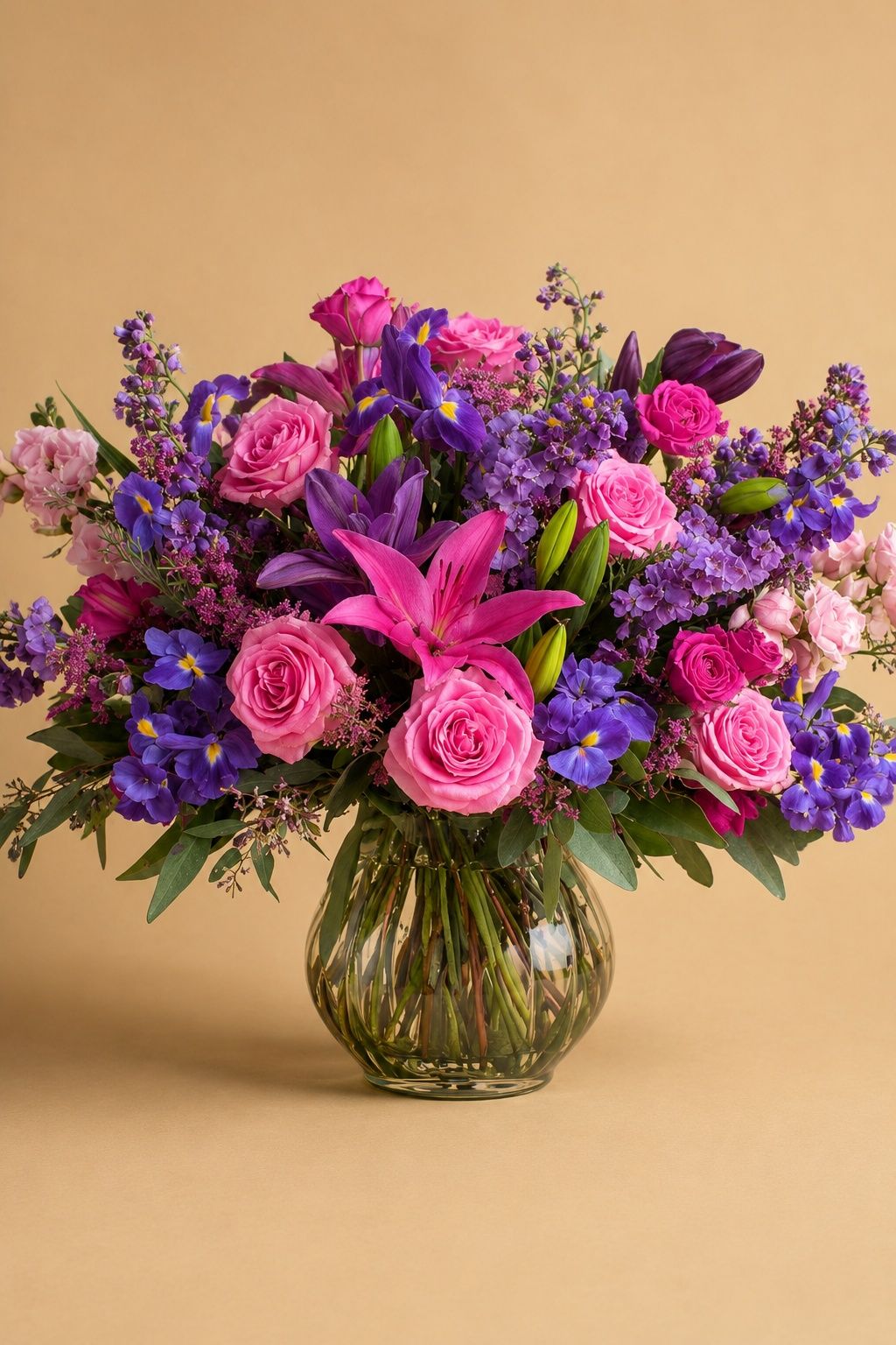 D002 | Luxurious bouquet of flowers | Exotic charm